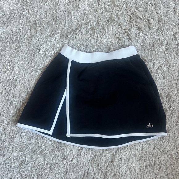 Alo airbrush streamlined skirt - Picture 4 of 5